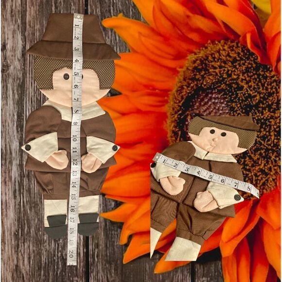 Thanksgiving Pilgrim Pot Holder  - Picture 3 of 10